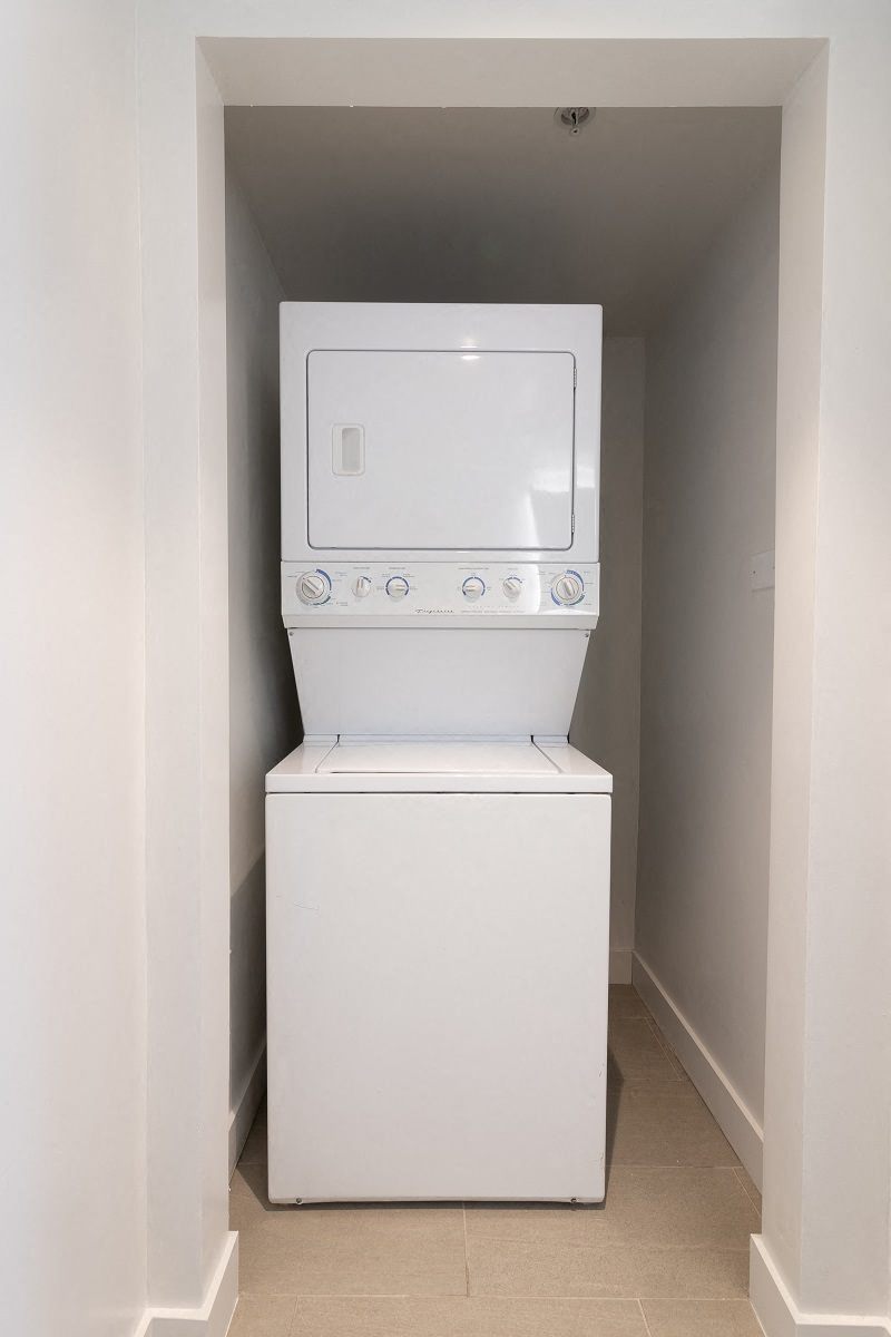 1539 508 Loft Laundry